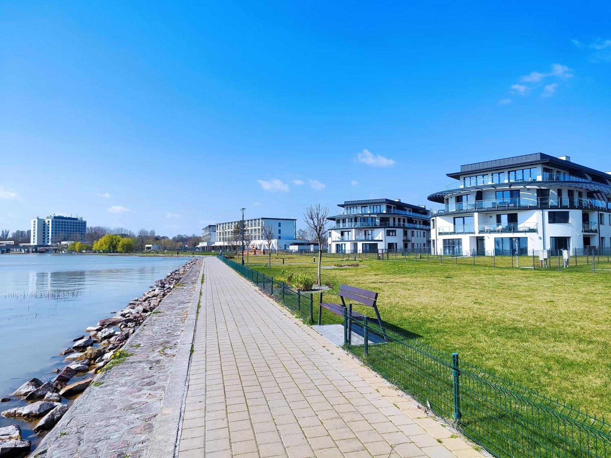 Royal Liberty Apartment Keszthely Bagian luar foto
