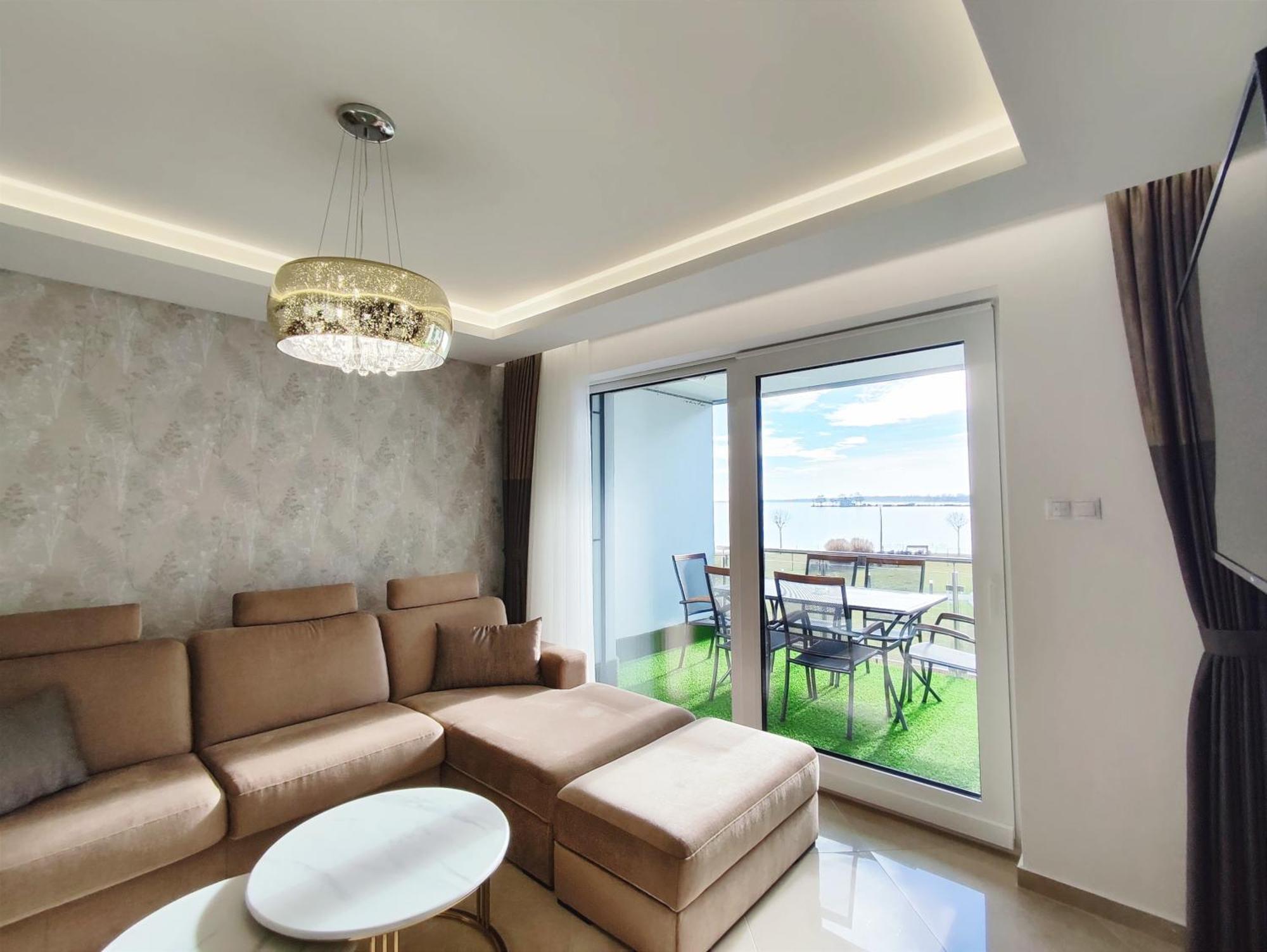 Royal Liberty Apartment Keszthely Bagian luar foto