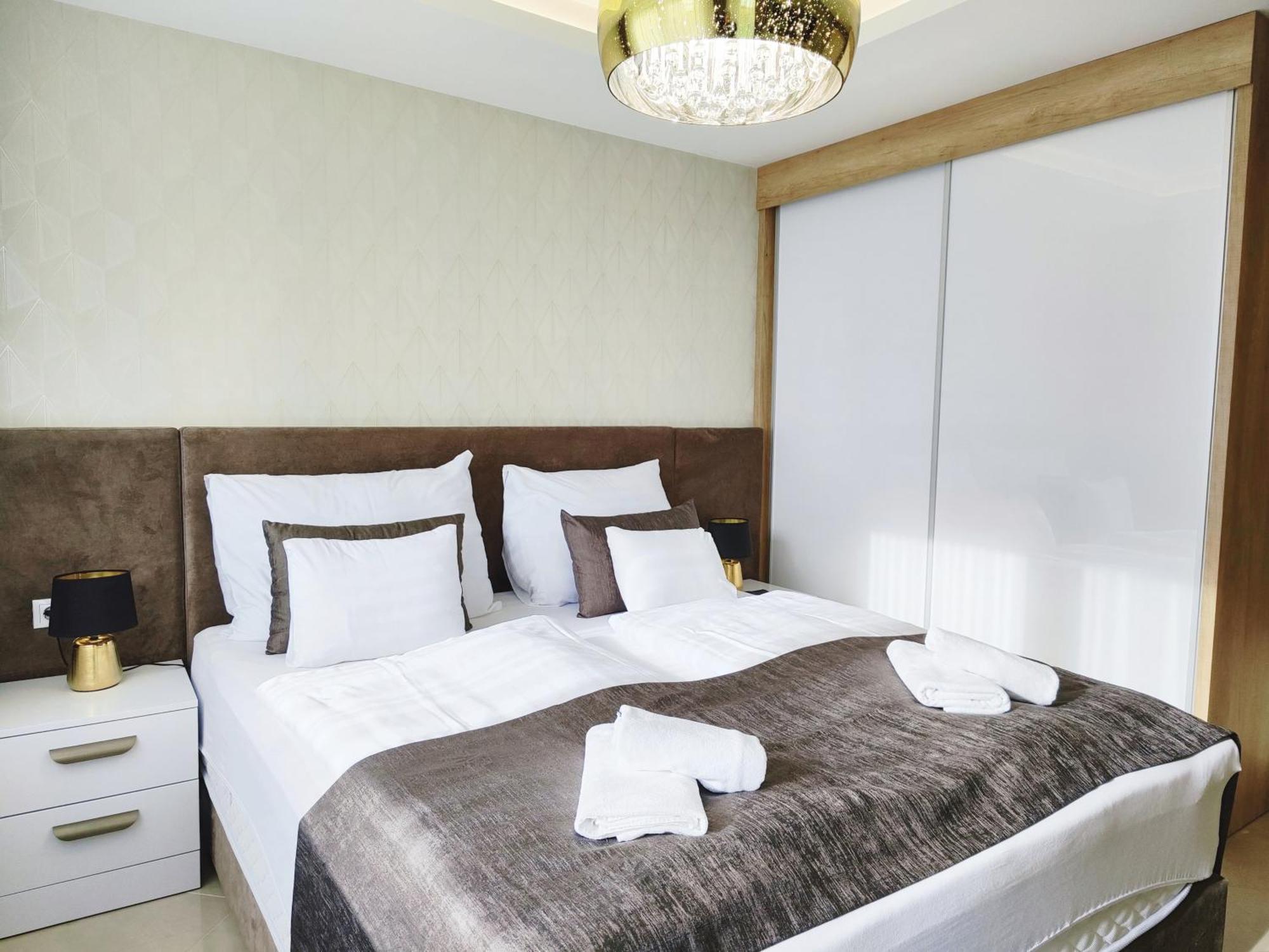 Royal Liberty Apartment Keszthely Bagian luar foto
