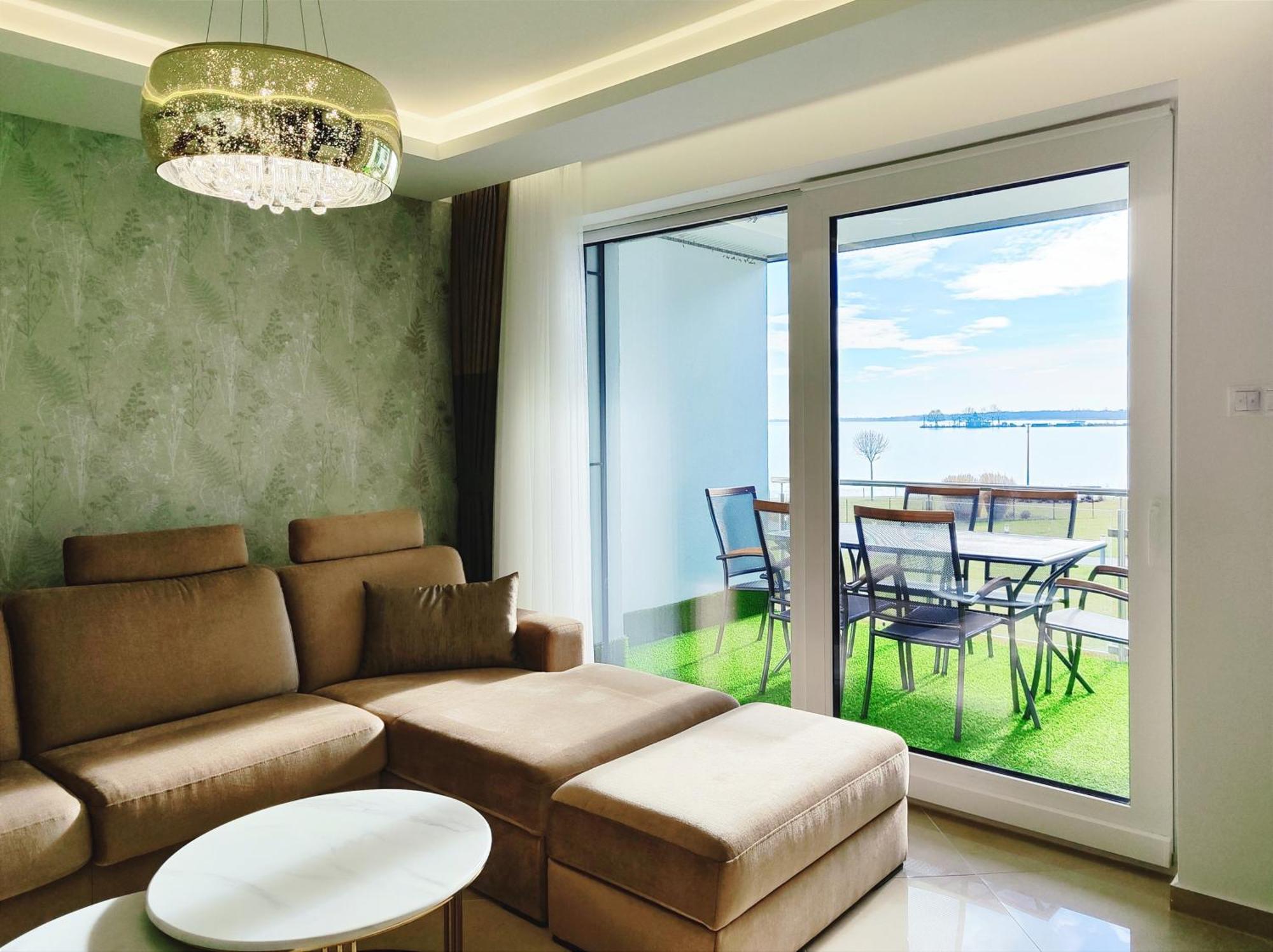 Royal Liberty Apartment Keszthely Bagian luar foto