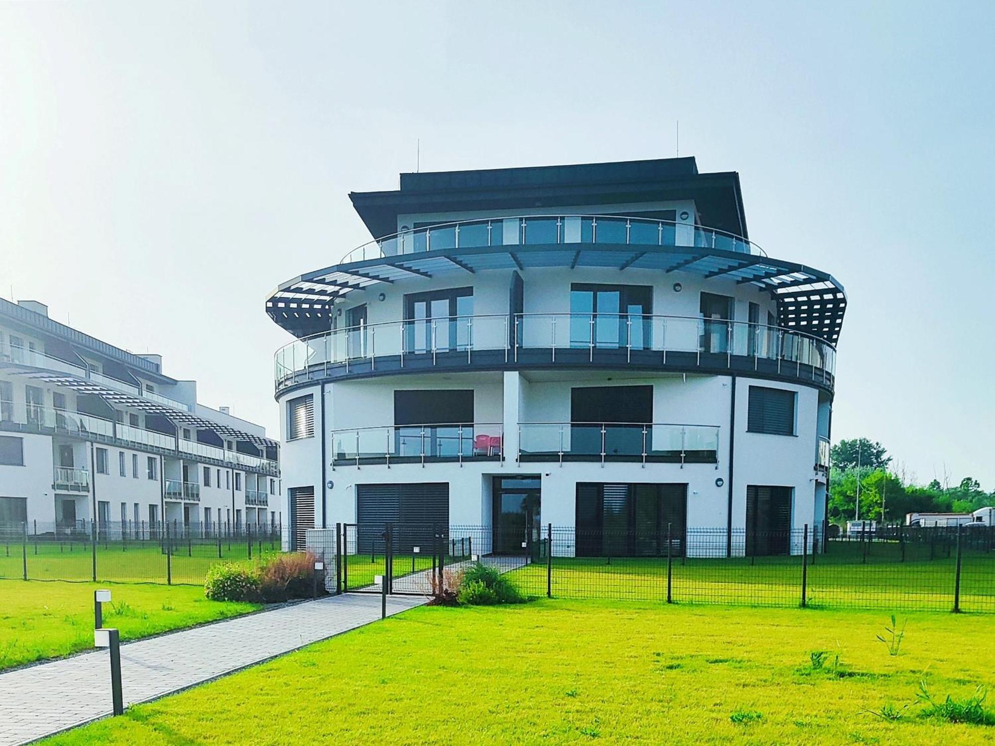 Royal Liberty Apartment Keszthely Bagian luar foto